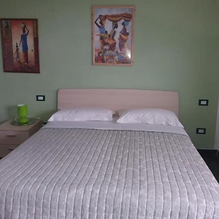 Affittacamere Arabafenice Vezzano Ligure Bagian luar foto