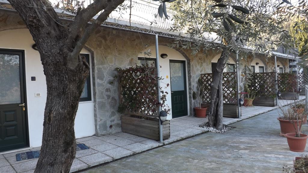 Affittacamere Arabafenice Vezzano Ligure Bagian luar foto